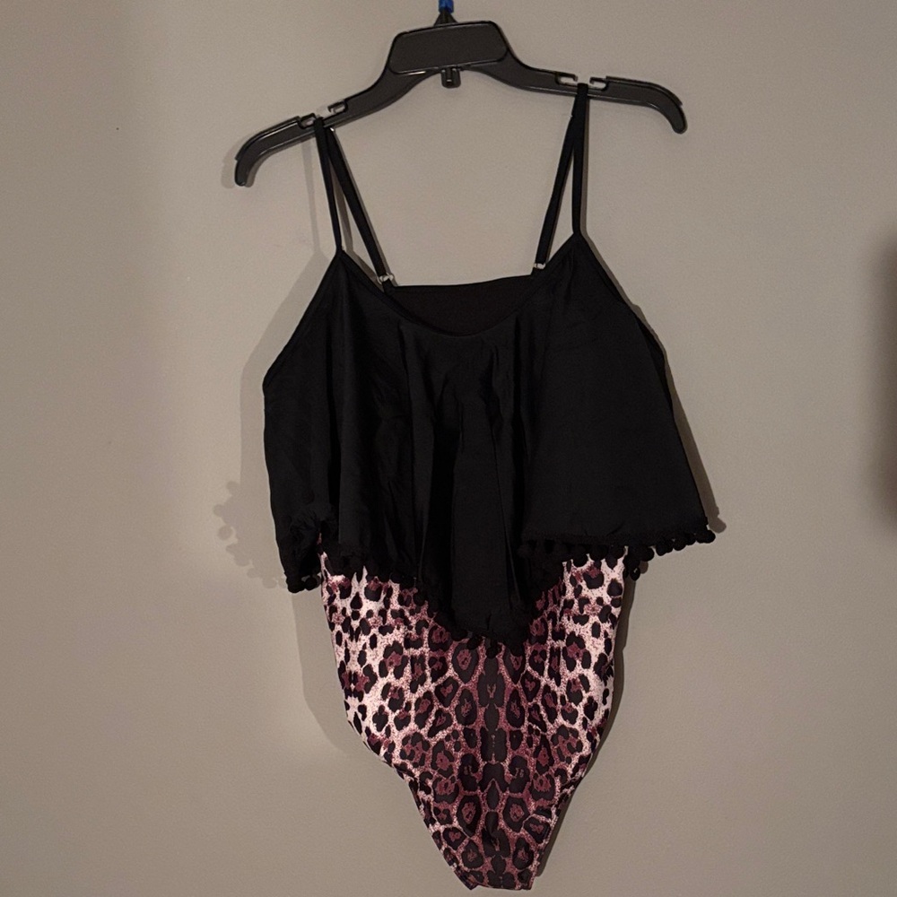 SHEIN  Leopard One Piece Swimsuit